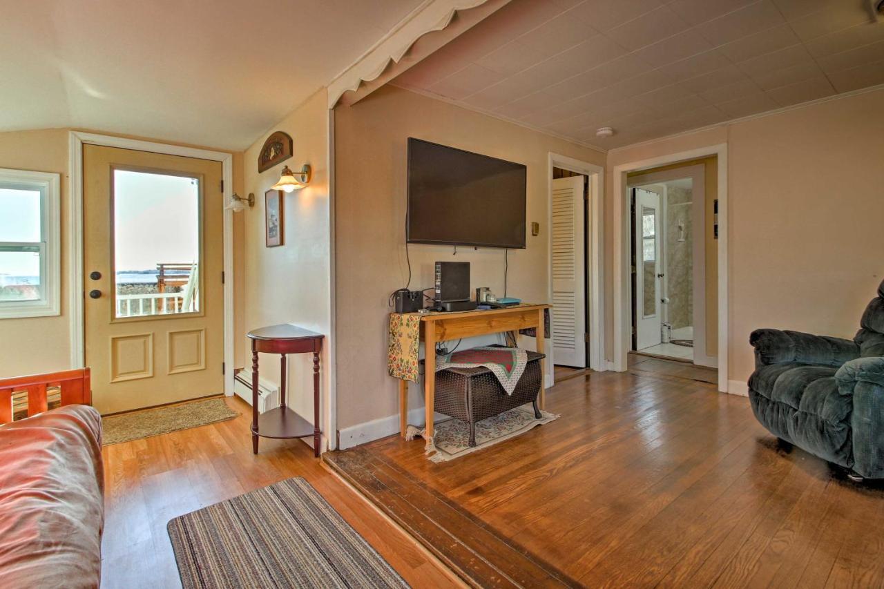 Cozy Buzzards Bay Home Steps To Cape Cod Canal! بورن المظهر الخارجي الصورة