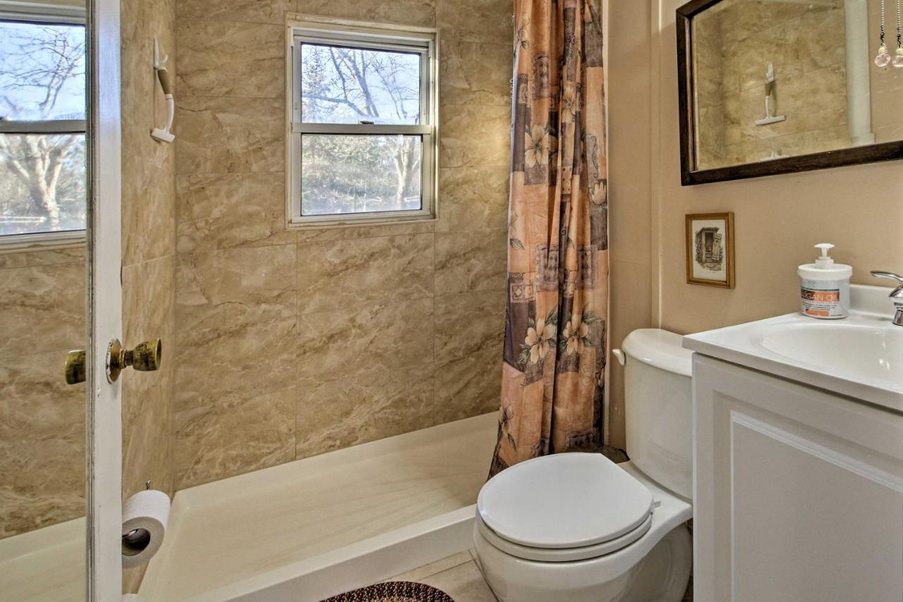 Cozy Buzzards Bay Home Steps To Cape Cod Canal! بورن المظهر الخارجي الصورة