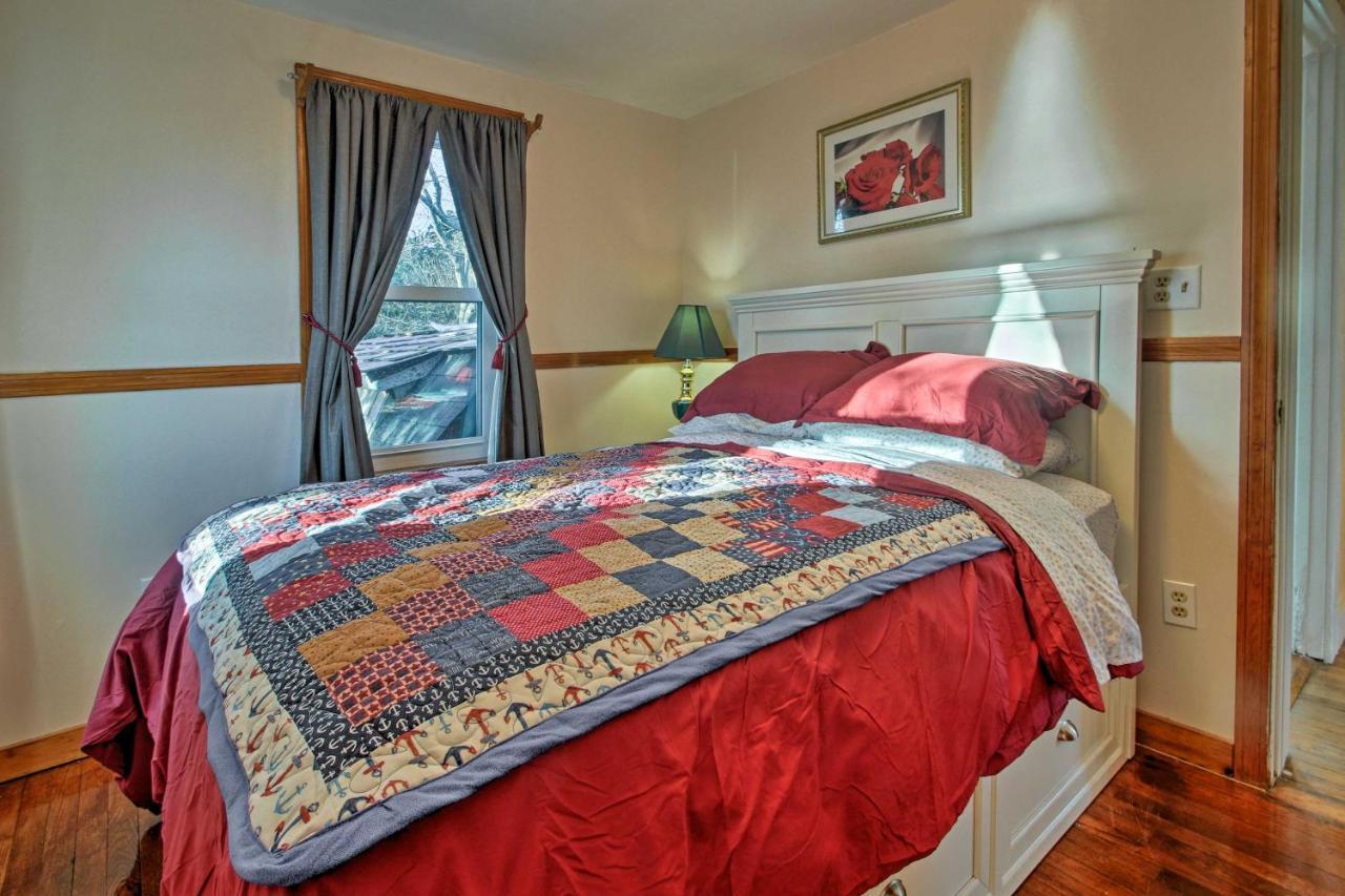 Cozy Buzzards Bay Home Steps To Cape Cod Canal! بورن المظهر الخارجي الصورة